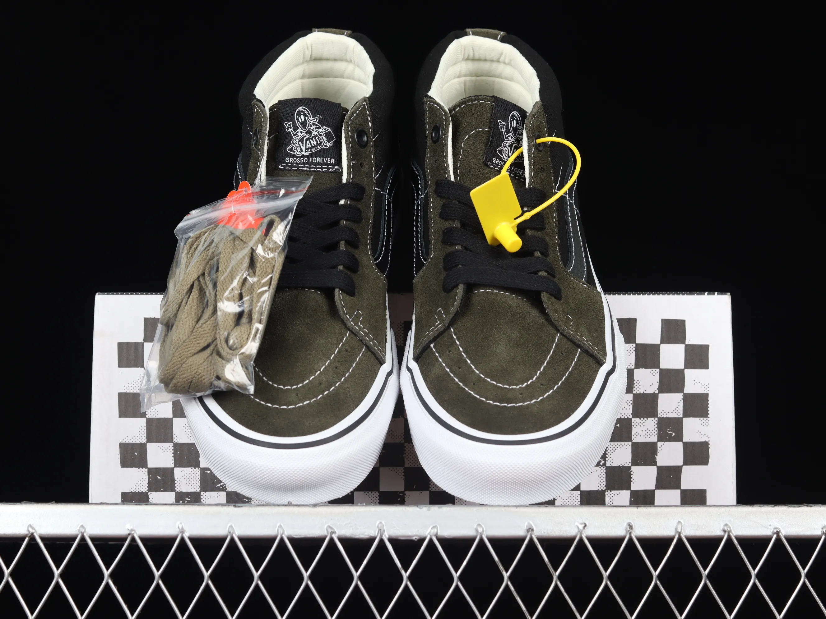All categories Vans Vans series Vans Mid Vans Skate Grosso Mid Pro midnight green retro military color matching professional street casual skateboard shoes VN0A5FCG9BO